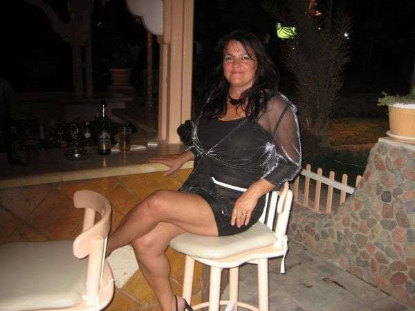 Sexgeile Frau sucht Mann für Abenteuer